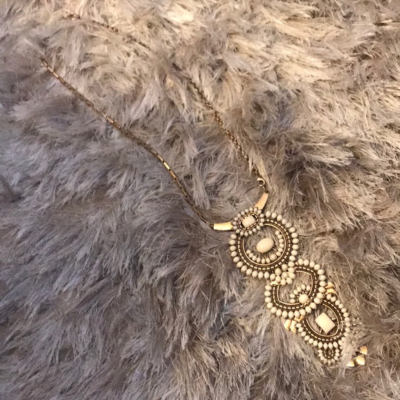 Unique necklace - can wear multiple ways - Picture 2 of 3